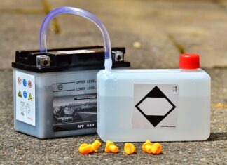 Jak wymienić akumulator w słuchawkach JBL?