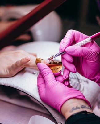 Widzisz każdy detal: Jak profesjonalne oświetlenie eliminuje błędy w makijażu i stylizacji rzęs Wybór lampy kosmetycznej